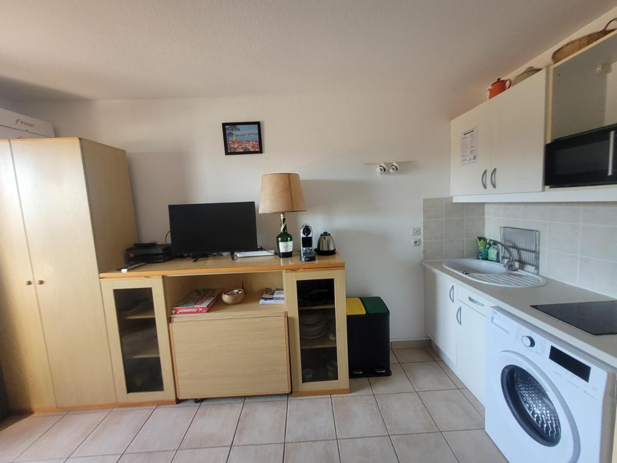 Appartement Paisible Avec Vue Panoramique Mer Et Acces Direct Plage Bormes-les-Mimosas Eksteriør bilde